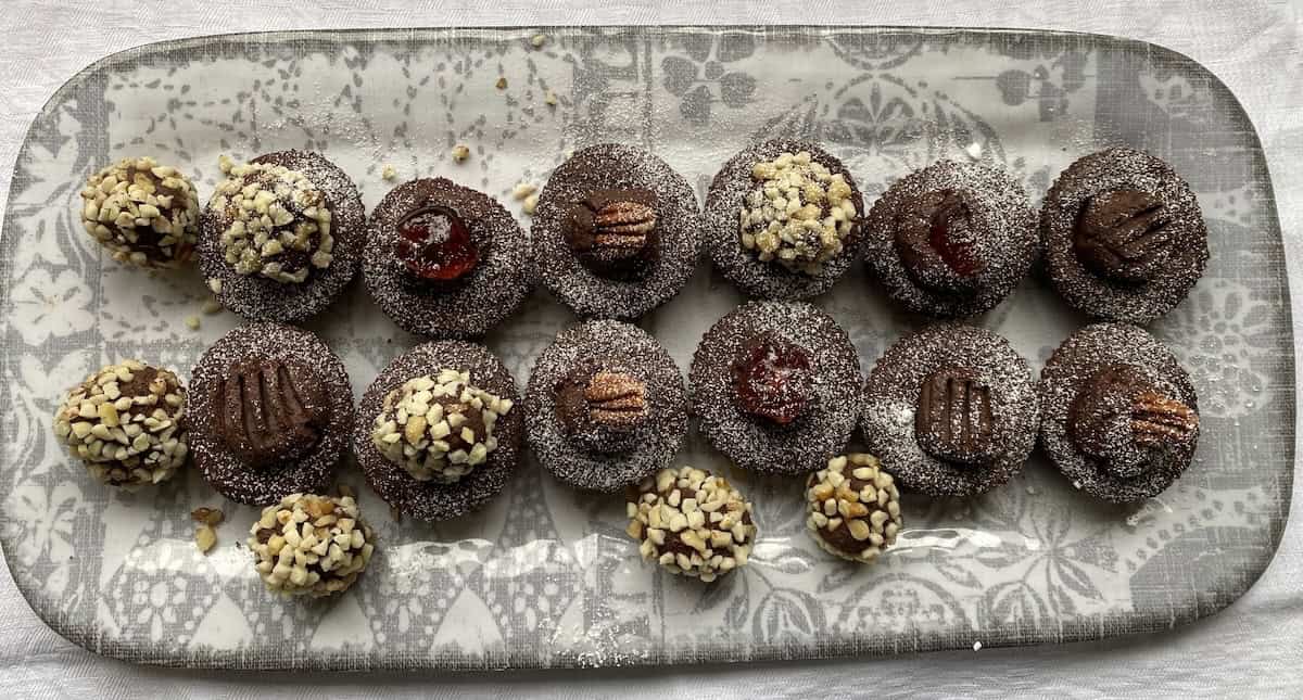 Tray of Chocolate Melting Moments.